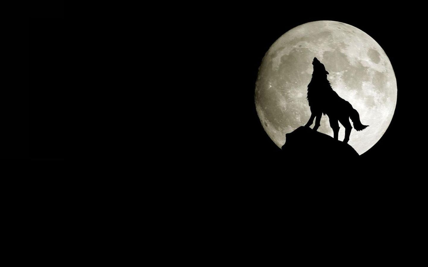 Moonlight wolf cry creative image_picture free download 500565030_lovepik.com