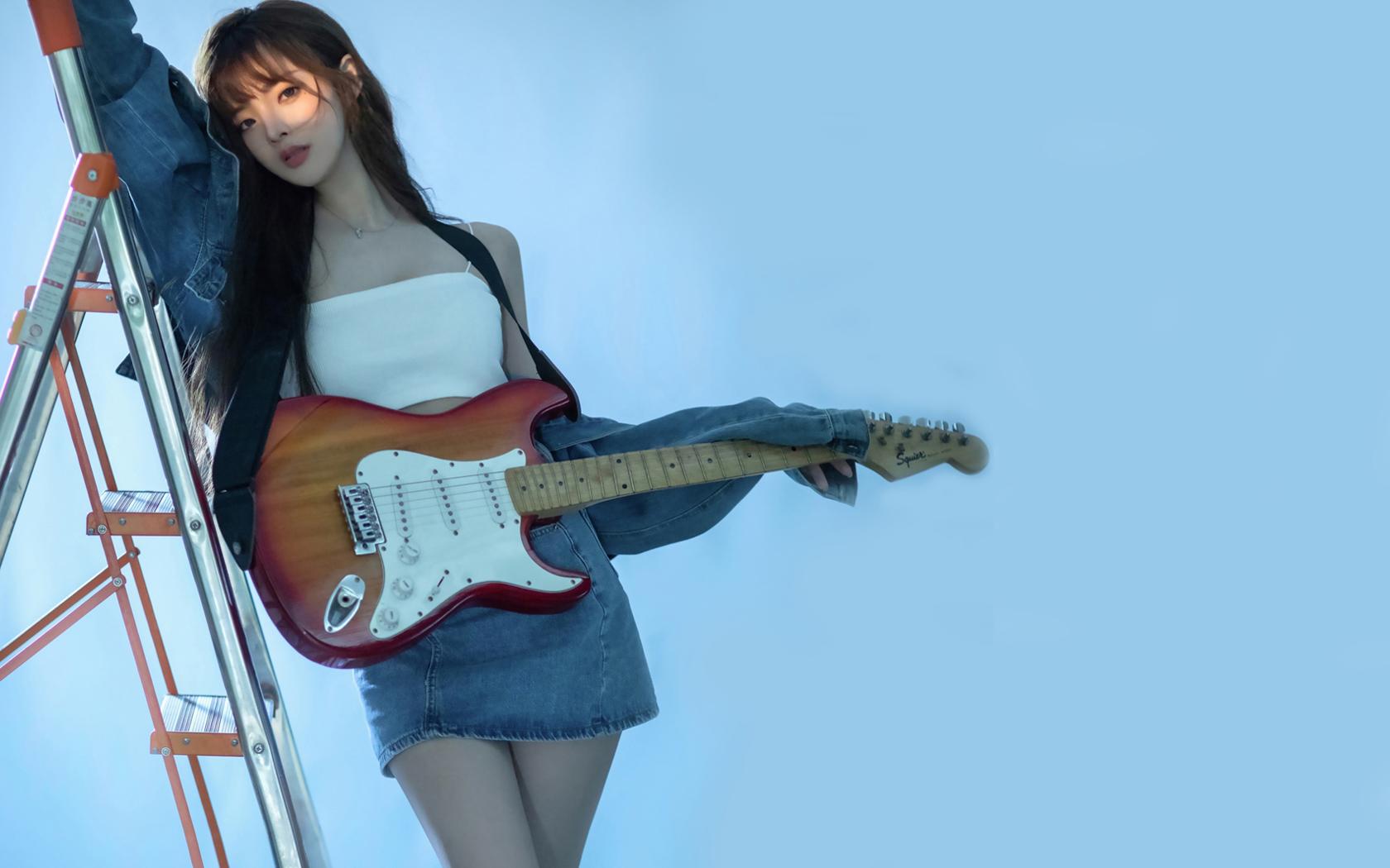 女生弹吉他唯美图片_综合图库 - 动态图库网