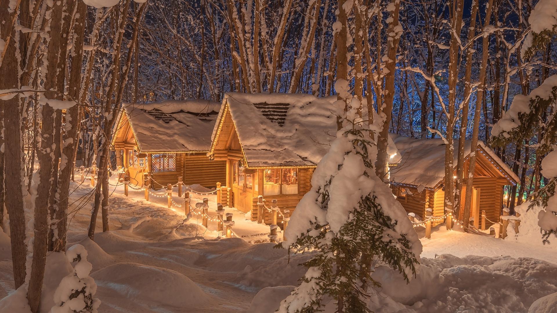 冬天的积雪雪地与小木屋-千叶网