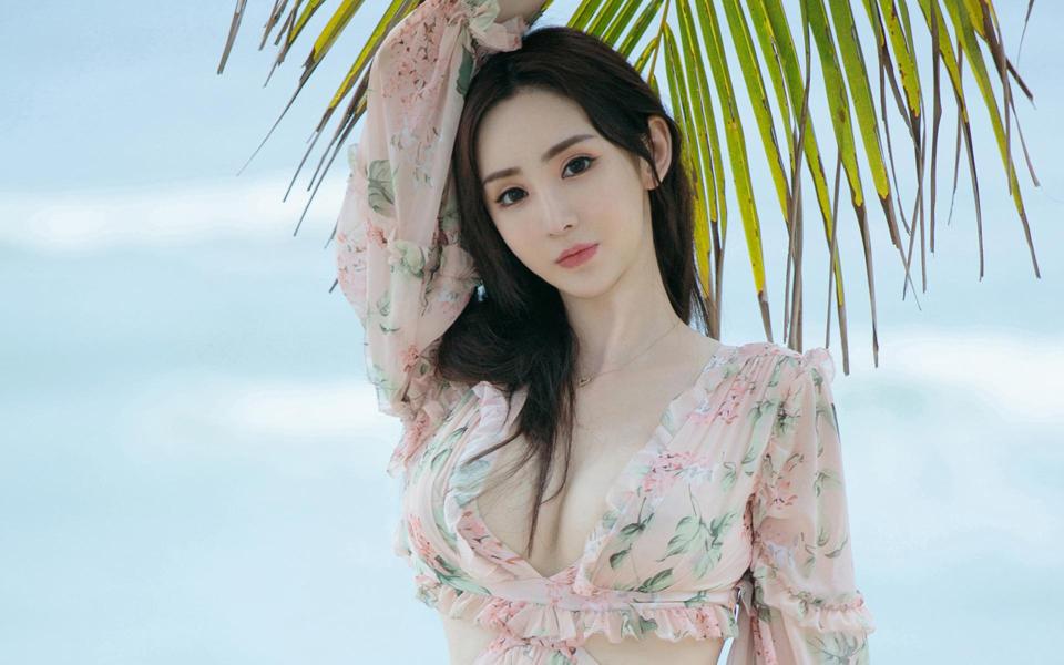 于思琪美女桌面壁纸