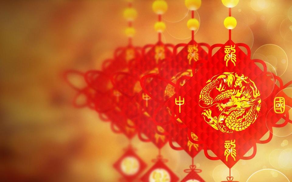 龙年祝福中国结桌面壁纸