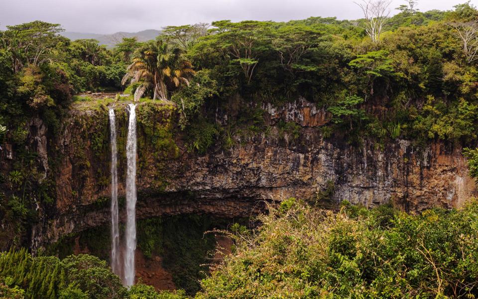 毛里求斯瀑布自然风景壁纸