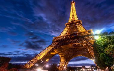 巴黎埃菲尔铁塔唯美夜景壁纸