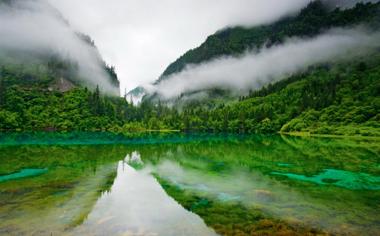 高清青山绿水风景电脑桌面壁纸