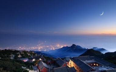 漂亮的夜景山城好看风景桌面壁纸